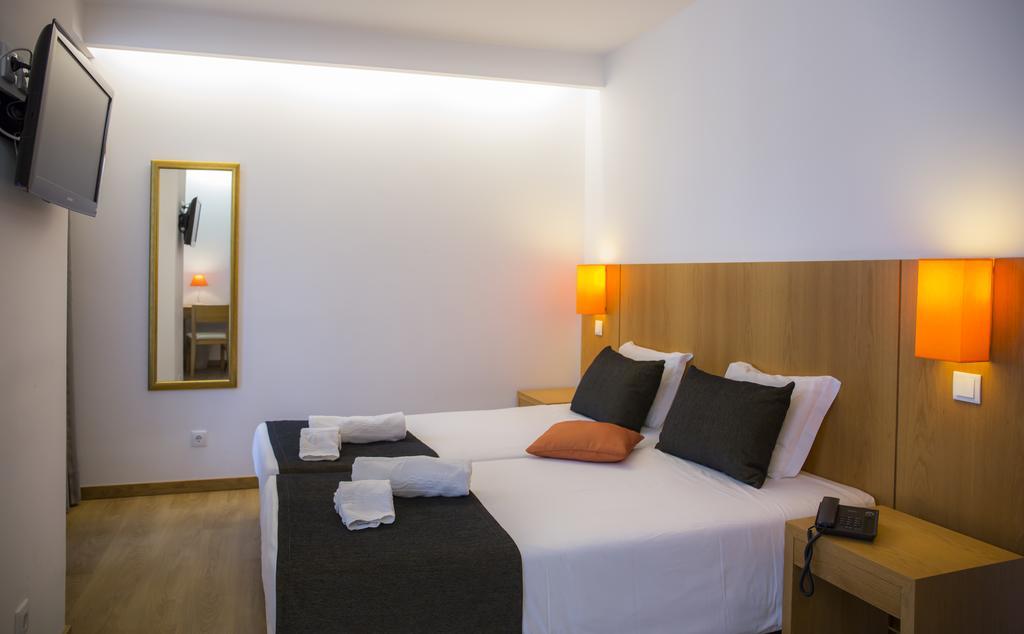 Hotel Mira Sagres Віла-ду-Бішпу Екстер'єр фото